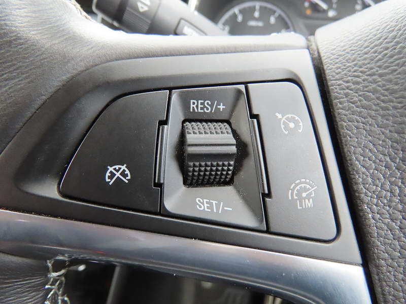 Vauxhall Mokka X 1.4i Turbo Elite SUV 5dr Petrol Auto Euro 6 (140 ps) - U4829