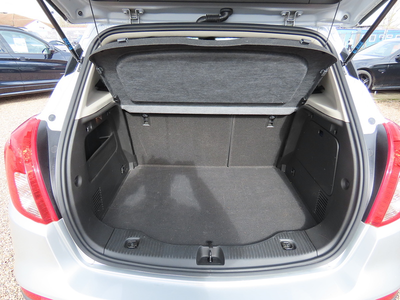 Vauxhall Mokka X 1.4i Turbo Elite SUV 5dr Petrol Auto Euro 6 (140 ps) - U4829