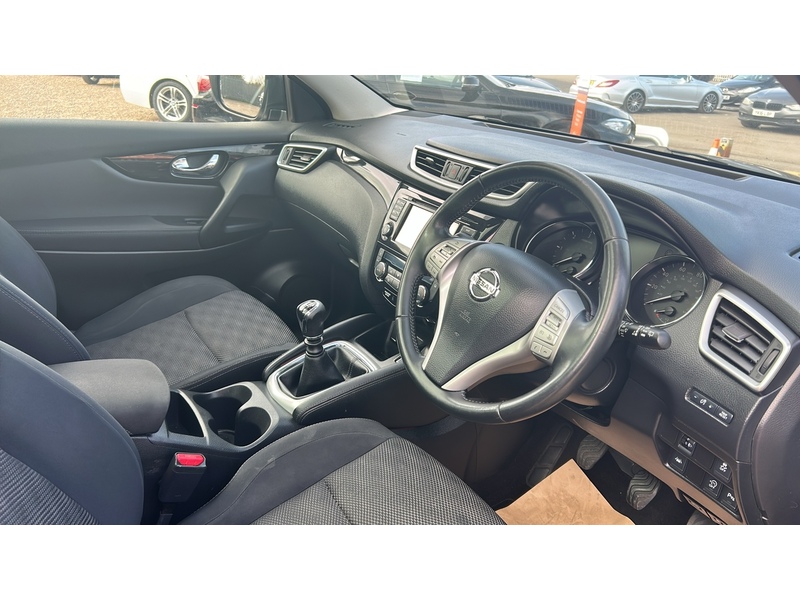 Nissan Qashqai 1.5 dCi n-tec+ SUV 5dr Diesel Manual 2WD Euro 5 (s/s) (110 ps) - U4830
