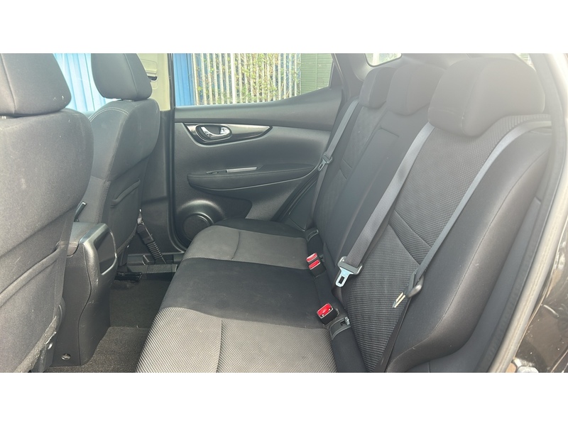 Nissan Qashqai 1.5 dCi n-tec+ SUV 5dr Diesel Manual 2WD Euro 5 (s/s) (110 ps) - U4830