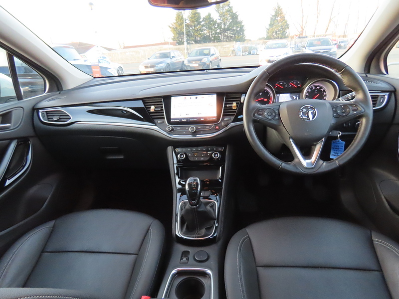 Vauxhall Astra 1.4i Turbo Elite Nav Hatchback 5dr Petrol Manual Euro 6 (150 ps) - U4831