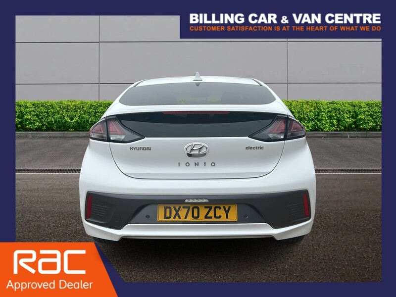 Hyundai IONIQ 38.3kWh Premium SE Hatchback 5dr Electric Auto (136 ps) - U4835