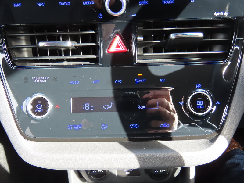 Hyundai IONIQ 38.3kWh Premium SE Hatchback 5dr Electric Auto (136 ps) - U4835