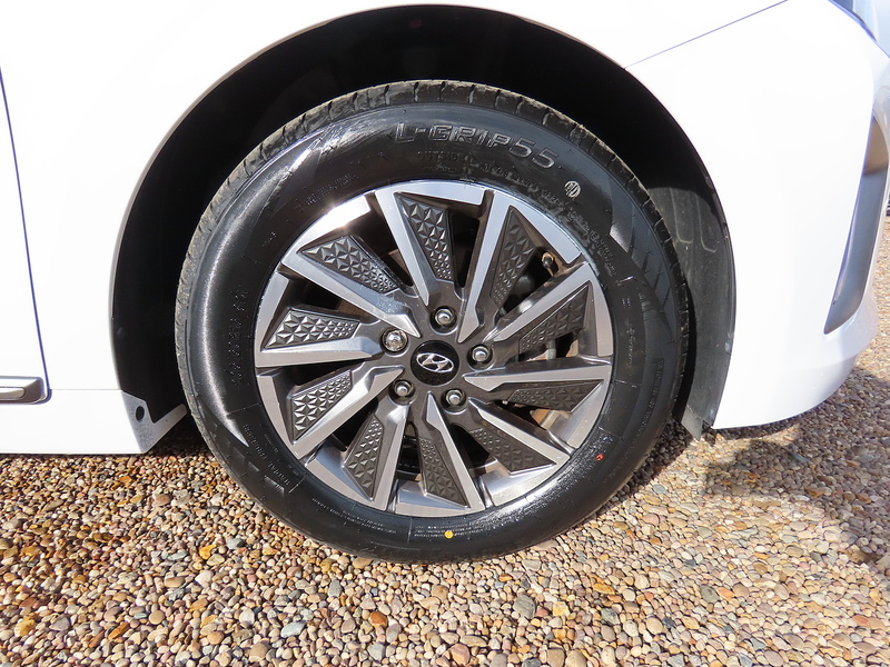 Hyundai IONIQ 38.3kWh Premium SE Hatchback 5dr Electric Auto (136 ps) - U4835