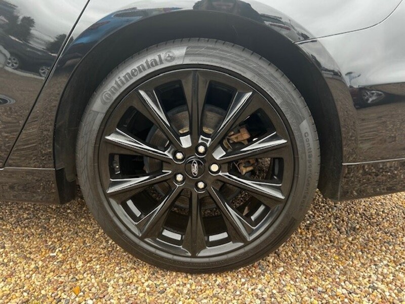 Ford Mondeo 2.0 TDCi Duratorq Vignale Hatchback 5dr Diesel Manual Euro 6 (s/s) (180 ps) - U4836