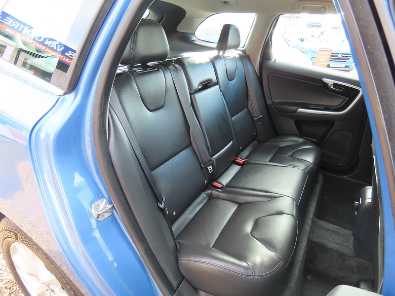 Volvo XC60 2.0 D4 SE Lux Nav SUV 5dr Diesel Auto Euro 6 (s/s) (190 ps) - U4839