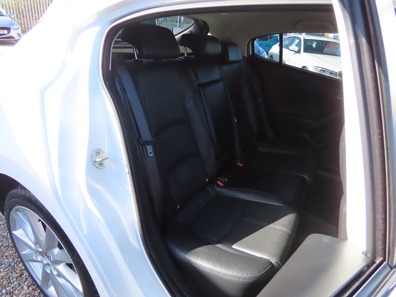 Mazda Mazda3 2.0 SKYACTIV-G Sport Nav Hatchback 5dr Petrol Manual Euro 6 (s/s) (165 ps) - U4844
