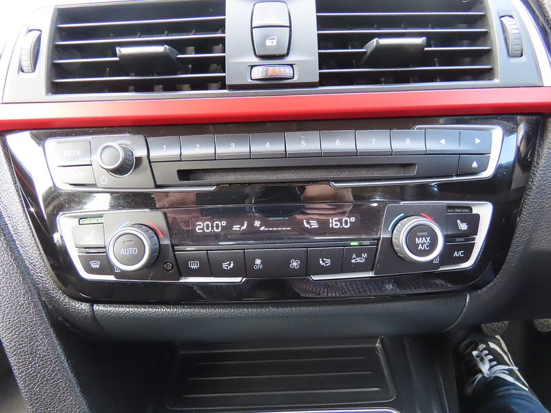 BMW 3 Series 2.0 318d Sport Touring 5dr Diesel Manual Euro 6 (s/s) (150 ps) - U4845