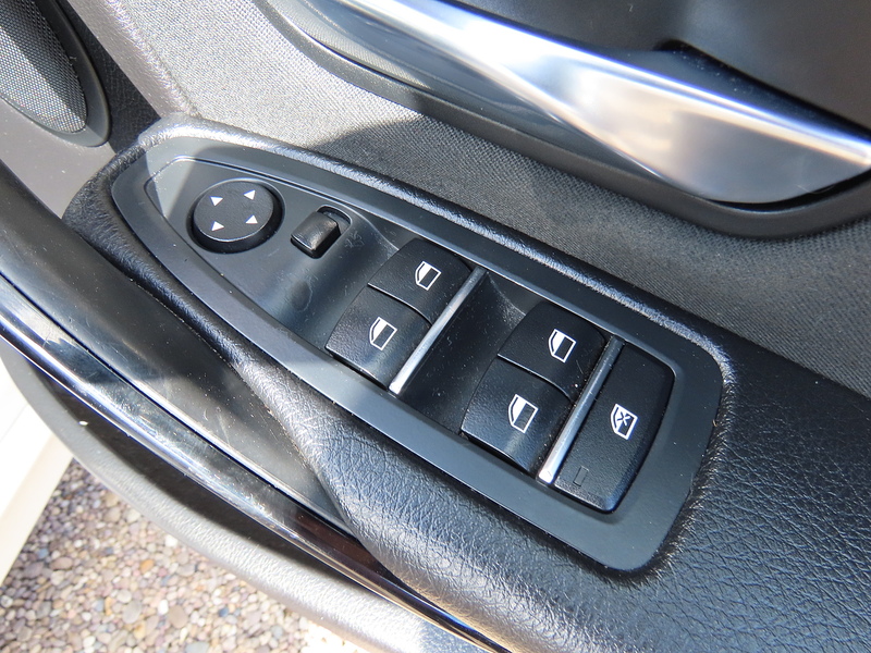 BMW 3 Series 2.0 318d Sport Touring 5dr Diesel Manual Euro 6 (s/s) (150 ps) - U4845