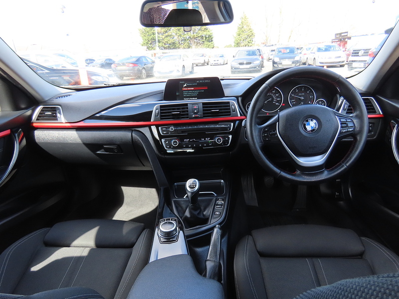 BMW 3 Series 2.0 318d Sport Touring 5dr Diesel Manual Euro 6 (s/s) (150 ps) - U4845