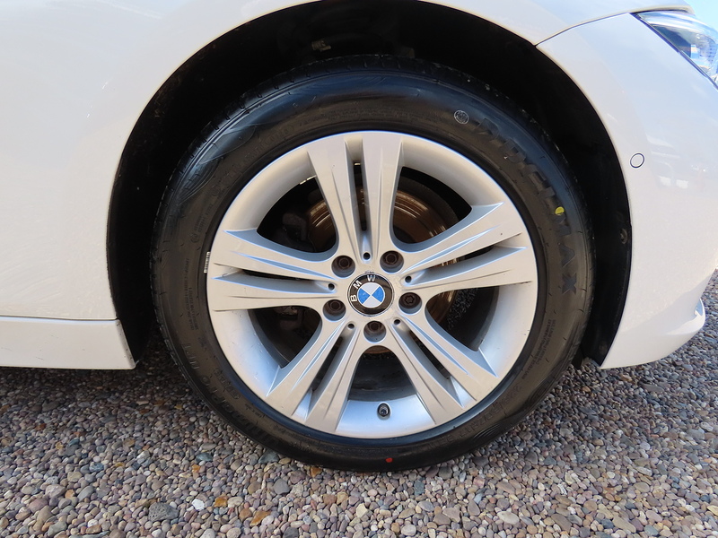 BMW 3 Series 2.0 318d Sport Touring 5dr Diesel Manual Euro 6 (s/s) (150 ps) - U4845