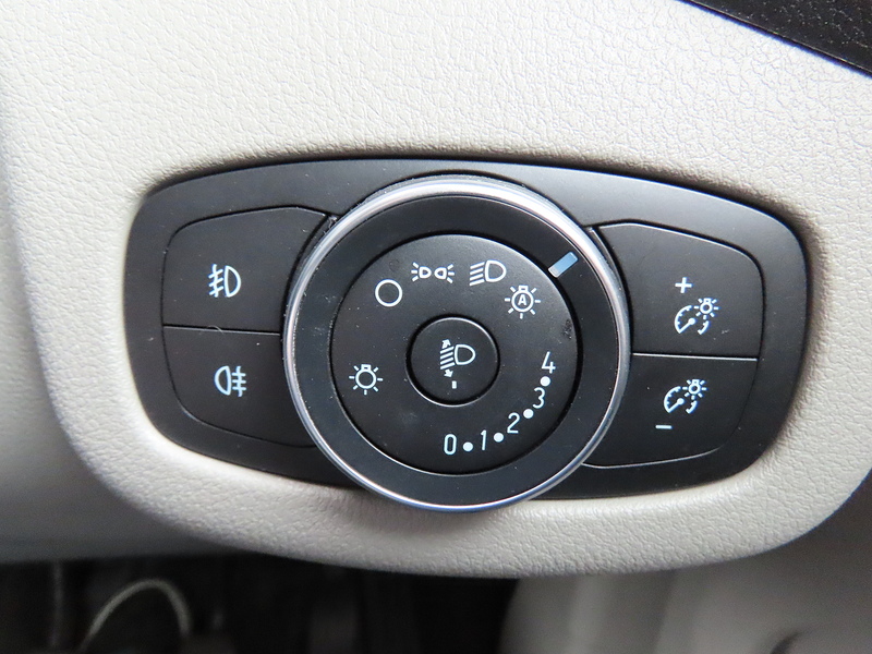 Ford Grand Tourneo Connect 1.5 EcoBlue Titanium MPV 5dr Diesel Manual Euro 6 (s/s) (120 ps) - U4848