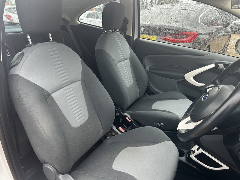 Ford Ka 1.2 Zetec Hatchback 3dr Petrol Manual Euro 5 (s/s) (69 ps) - U4869