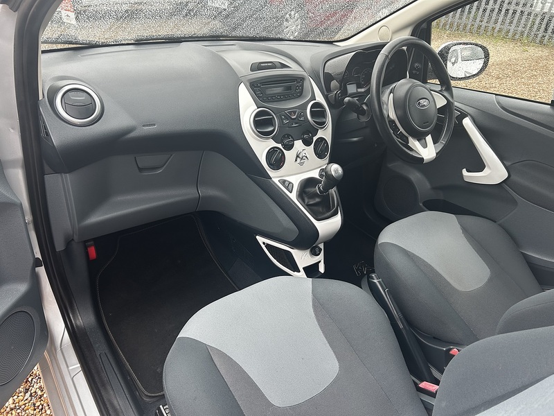 Ford Ka 1.2 Zetec Hatchback 3dr Petrol Manual Euro 5 (s/s) (69 ps) - U4869