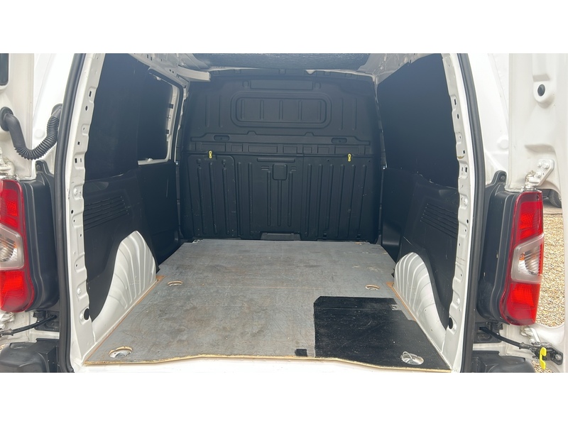 Peugeot Partner 1.5 BlueHDi 1000 Professional Standard Panel Van 5dr Diesel Manual SWB Euro 6 (100 bhp) - U4888