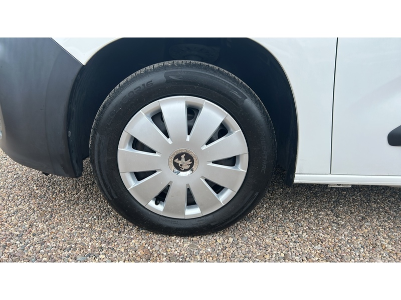 Peugeot Partner 1.5 BlueHDi 1000 Professional Standard Panel Van 5dr Diesel Manual SWB Euro 6 (100 bhp) - U4888