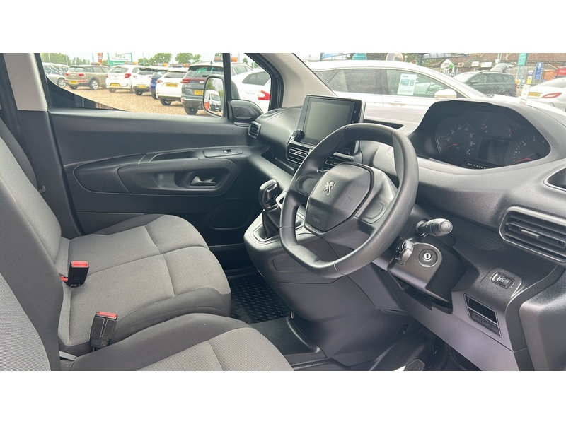 Peugeot Partner 1.5 BlueHDi 1000 Professional Standard Panel Van 5dr Diesel Manual SWB Euro 6 (100 bhp) - U4888