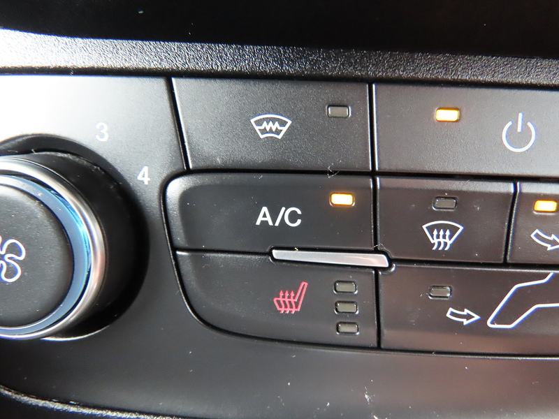 Ford Transit Connect 1.5 240 EcoBlue Limited Panel Van 5dr Diesel Manual L1 Euro 6 (s/s) (120 ps) - U4891