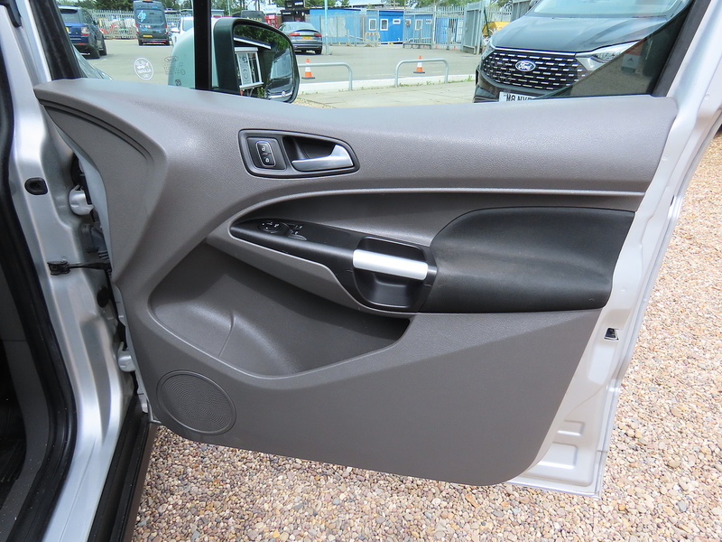 Ford Transit Connect 1.5 240 EcoBlue Limited Panel Van 5dr Diesel Manual L1 Euro 6 (s/s) (120 ps) - U4891