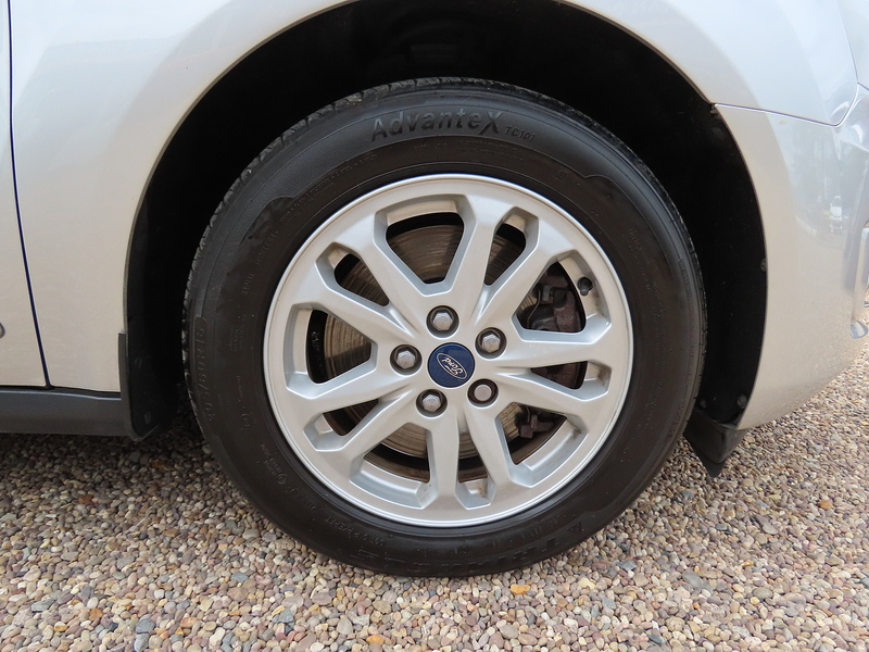 Ford Transit Connect 1.5 240 EcoBlue Limited Panel Van 5dr Diesel Manual L1 Euro 6 (s/s) (120 ps) - U4891