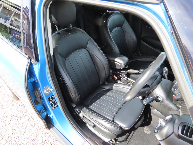 MINI Hatch 1.5 Cooper Exclusive Hatchback 5dr Petrol Manual Euro 6 (s/s) (136 ps) - U4896