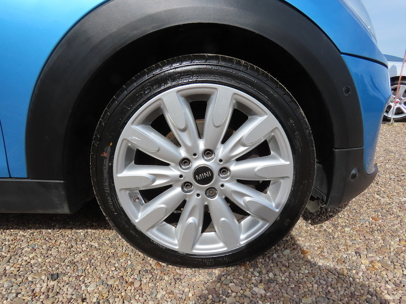 MINI Hatch 1.5 Cooper Exclusive Hatchback 5dr Petrol Manual Euro 6 (s/s) (136 ps) - U4896