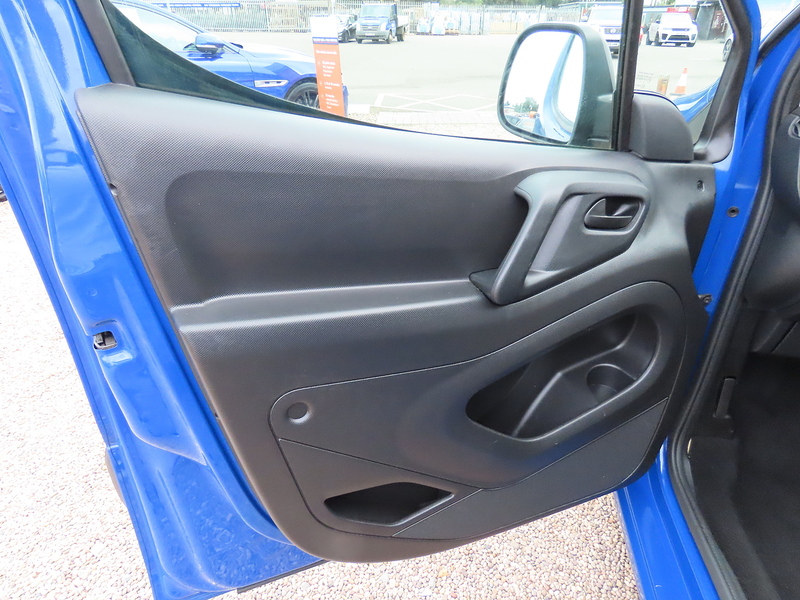 Citroen Berlingo 1.6 BlueHDi 625 Enterprise Panel Van 5dr Diesel Manual L1 (112 g/km, 75 bhp) - U4915
