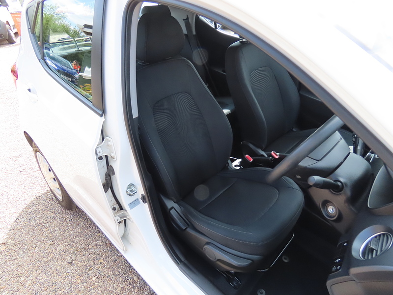 Hyundai i10 1.0 SE Hatchback 5dr Petrol Manual Euro 6 (66 ps) - U4926