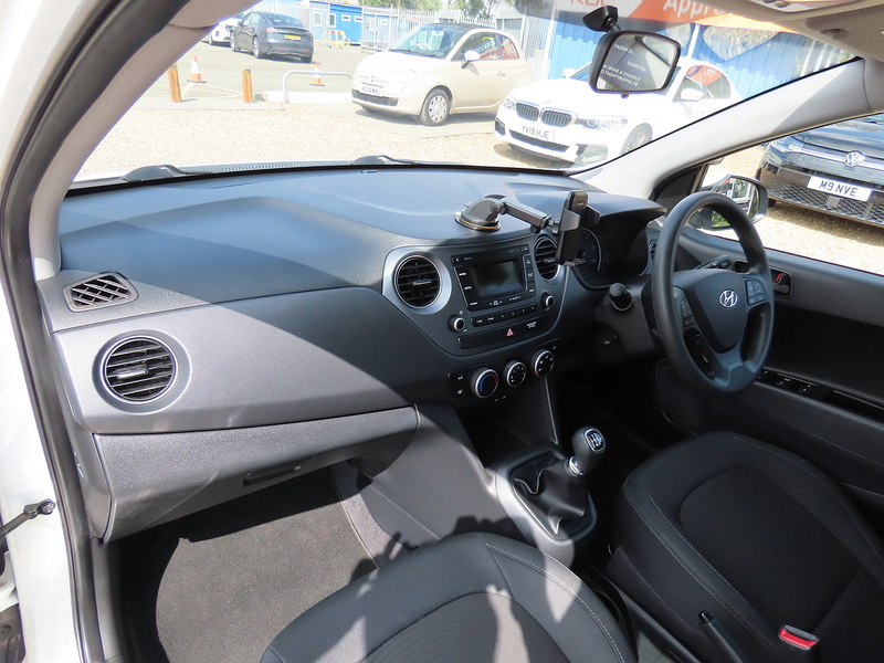 Hyundai i10 1.0 SE Hatchback 5dr Petrol Manual Euro 6 (66 ps) - U4926