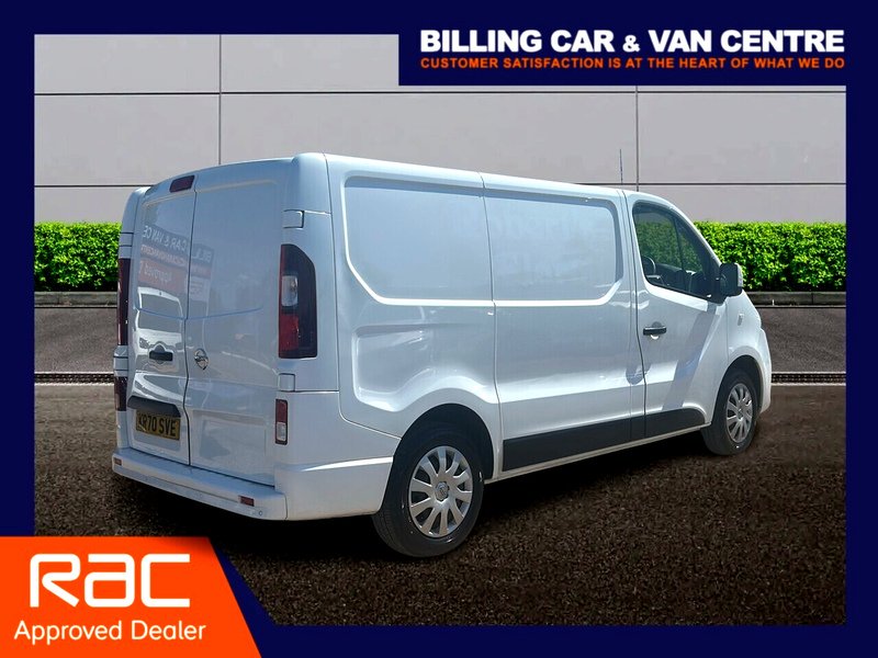 Nissan NV300 2.0 dCi 28 Acenta Panel Van 4dr Diesel Manual L1 H1 Euro 6 (120 ps) - U4930