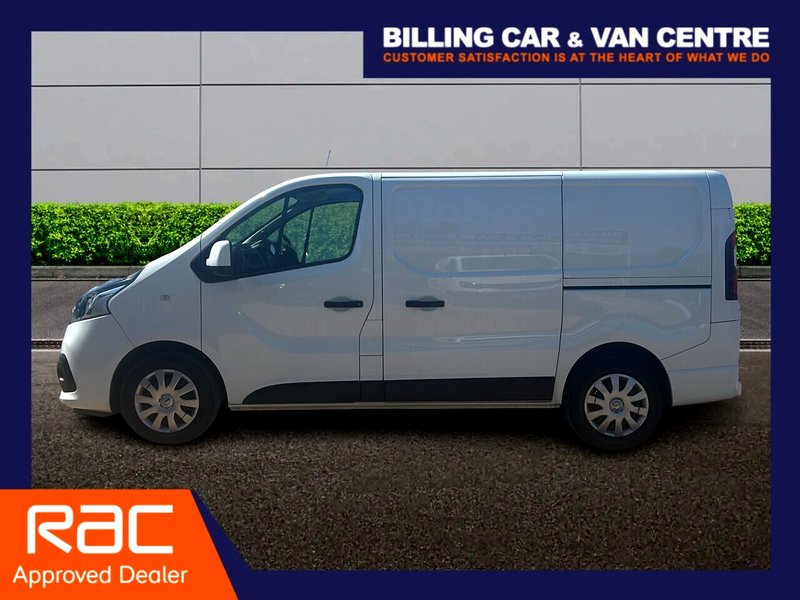 Nissan NV300 2.0 dCi 28 Acenta Panel Van 4dr Diesel Manual L1 H1 Euro 6 (120 ps) - U4930