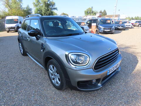MINI Countryman 1.5 Cooper Exclusive Hatchback 5dr Petrol Manual Euro 6 (s/s) (136 ps)