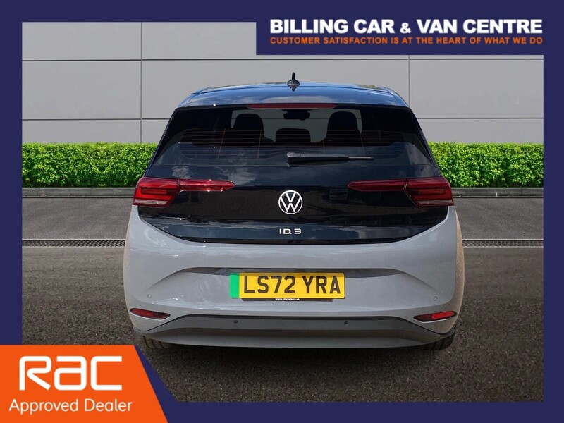 Volkswagen ID.3 Pure Performance 45kWh Life Hatchback 5dr Electric Auto (150 ps) - U4940