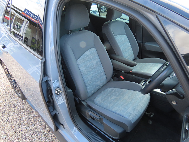 Volkswagen ID.3 Pure Performance 45kWh Life Hatchback 5dr Electric Auto (150 ps) - U4940
