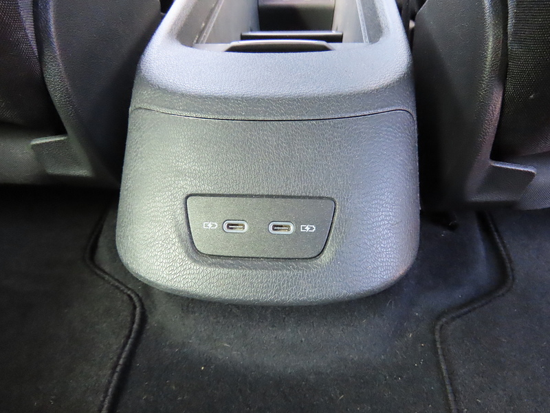 Volkswagen ID.3 Pure Performance 45kWh Life Hatchback 5dr Electric Auto (150 ps) - U4940