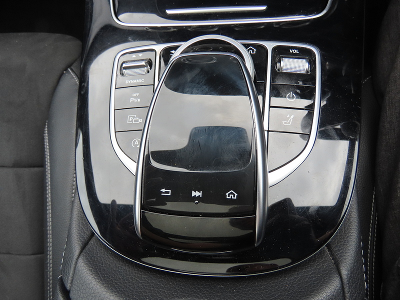 Mercedes-Benz E Class 2.0 E220d AMG Line (Premium) Estate 5dr Diesel G-Tronic+ 4MATIC Euro 6 (s/s) (194 ps) - U4941