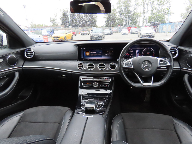 Mercedes-Benz E Class 2.0 E220d AMG Line (Premium) Estate 5dr Diesel G-Tronic+ 4MATIC Euro 6 (s/s) (194 ps) - U4941