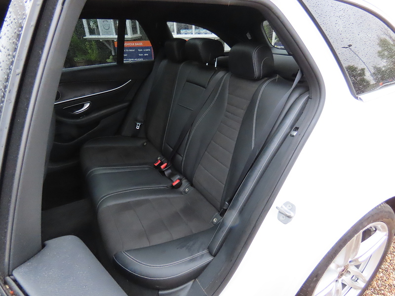 Mercedes-Benz E Class 2.0 E220d AMG Line (Premium) Estate 5dr Diesel G-Tronic+ 4MATIC Euro 6 (s/s) (194 ps) - U4941