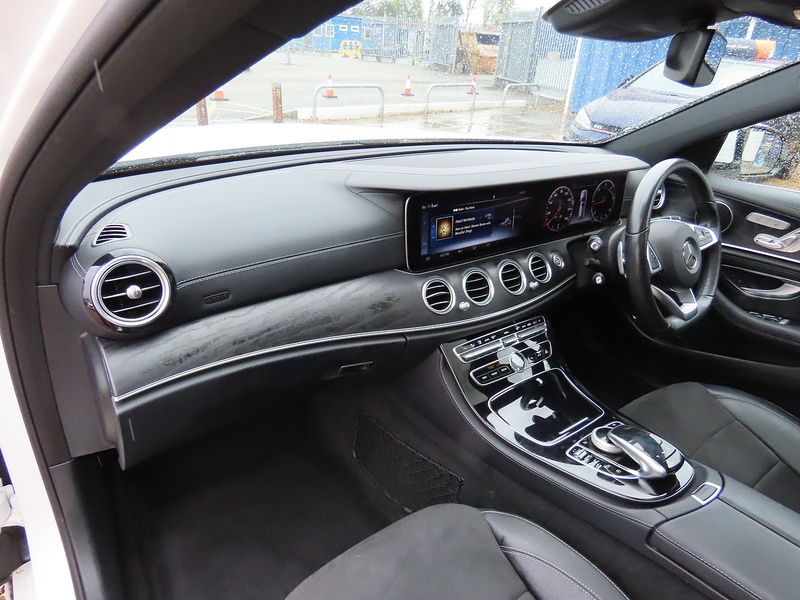 Mercedes-Benz E Class 2.0 E220d AMG Line (Premium) Estate 5dr Diesel G-Tronic+ 4MATIC Euro 6 (s/s) (194 ps) - U4941