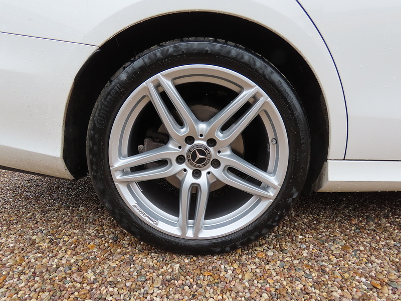 Mercedes-Benz E Class 2.0 E220d AMG Line (Premium) Estate 5dr Diesel G-Tronic+ 4MATIC Euro 6 (s/s) (194 ps) - U4941