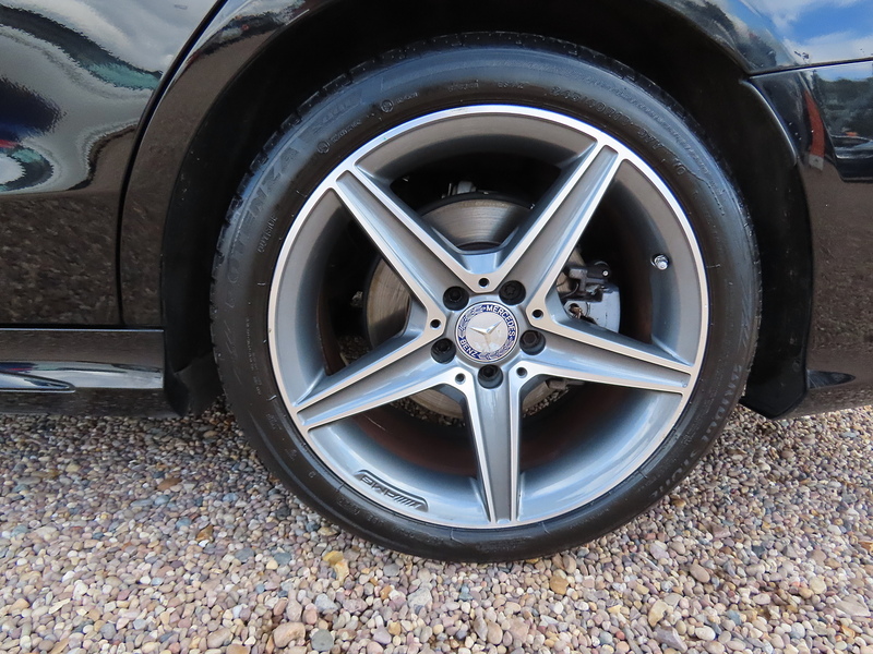 Mercedes-Benz C Class 2.1 C220d AMG Line Saloon 4dr Diesel G-Tronic+ Euro 6 (s/s) (170 ps) - U4945