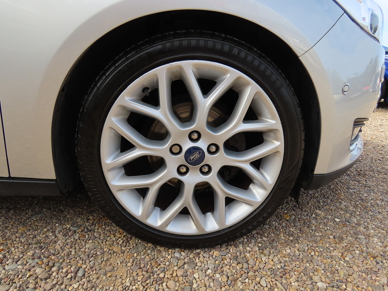 Ford Focus 1.5 TDCi Titanium X Hatchback 5dr Diesel Manual Euro 6 (s/s) (120 ps) - U4950