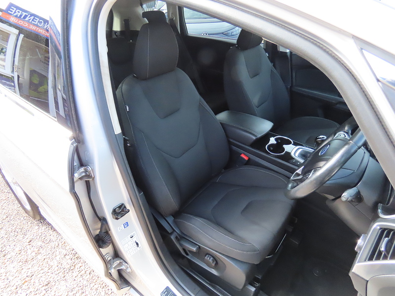 Ford S-Max 2.0 TDCi Titanium MPV 5dr Diesel Manual Euro 6 (s/s) (150 ps) - U4958