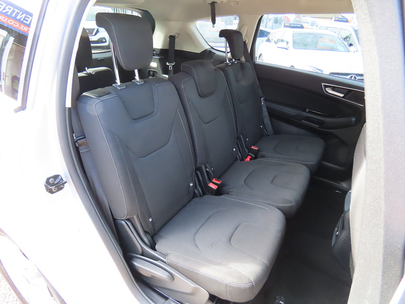 Ford S-Max 2.0 TDCi Titanium MPV 5dr Diesel Manual Euro 6 (s/s) (150 ps) - U4958
