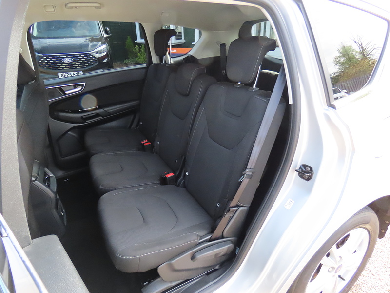 Ford S-Max 2.0 TDCi Titanium MPV 5dr Diesel Manual Euro 6 (s/s) (150 ps) - U4958