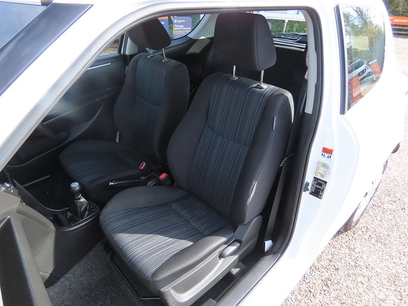 Suzuki Swift 1.2 SZ2 Hatchback 3dr Petrol Manual Euro 6 (94 ps) - U4959