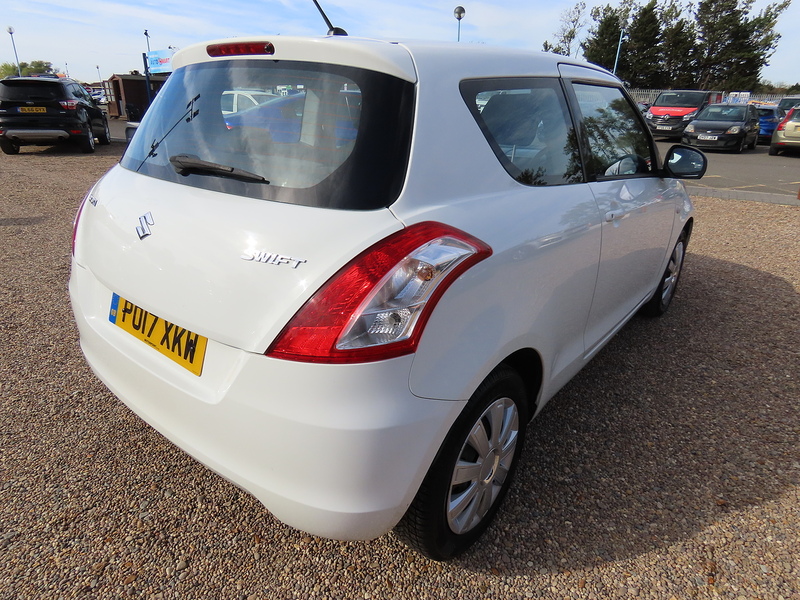 Suzuki Swift 1.2 SZ2 Hatchback 3dr Petrol Manual Euro 6 (94 ps) - U4959