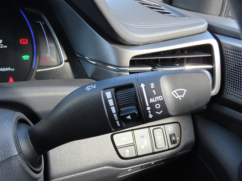 Hyundai IONIQ 38.3kWh Premium SE Hatchback 5dr Electric Auto (136 ps) - U4970