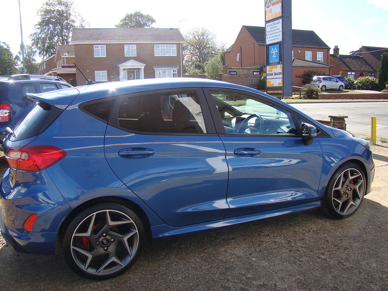 Ford 1.5T EcoBoost ST-2 Hatchback 5dr Petrol Manual Euro 6 (s/s) (200 ps)