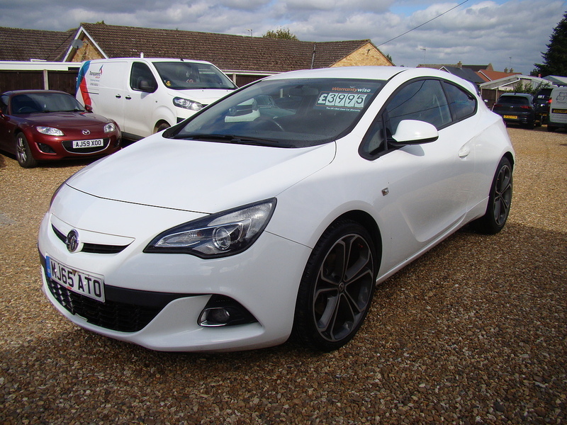 Vauxhall 1.4i Turbo Limited Edition Coupe 3dr Petrol Manual Euro 6 (s/s) (120 ps)